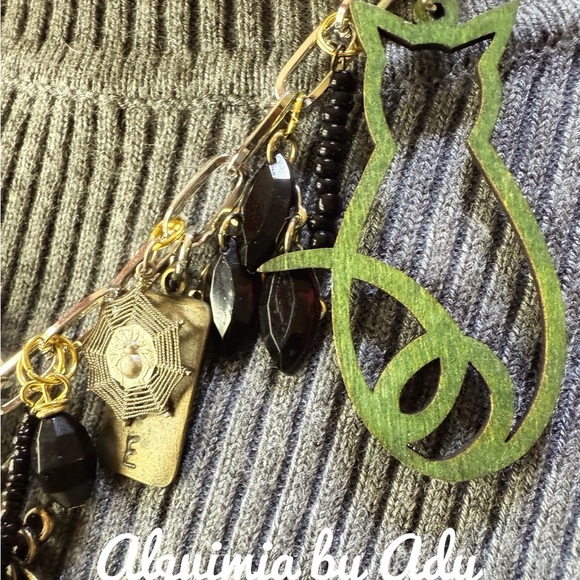 Black and gold multi charms necklace obsidian - Picture 8 of 8